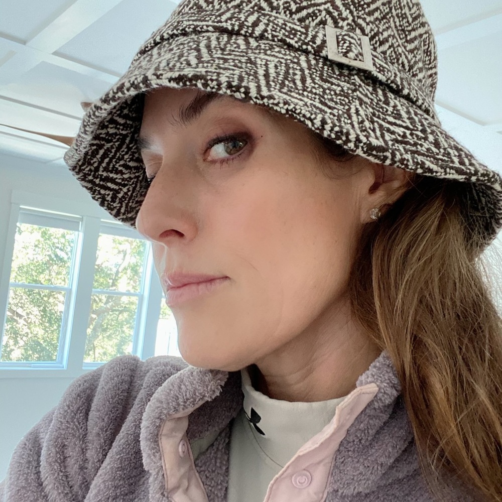 Wool/acrylic hat - Picture 2 of 3